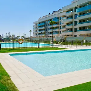Playa álamos, Descanso Y Ocio En Torremolinos
