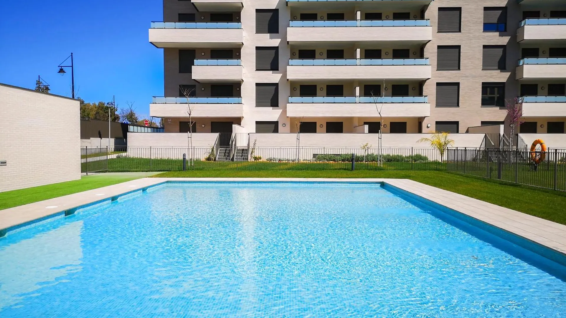 Los Alamos Beach - Parking Torremolinos 0*,  Spain
