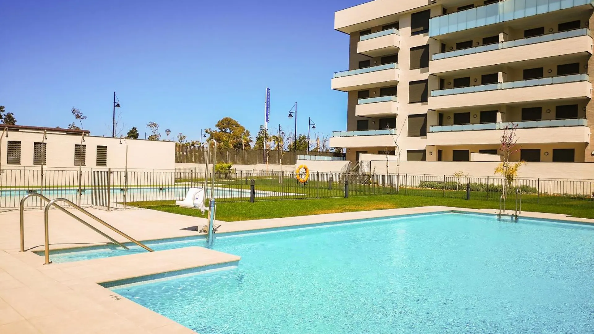Los Alamos Beach - Parking Torremolinos Apartment